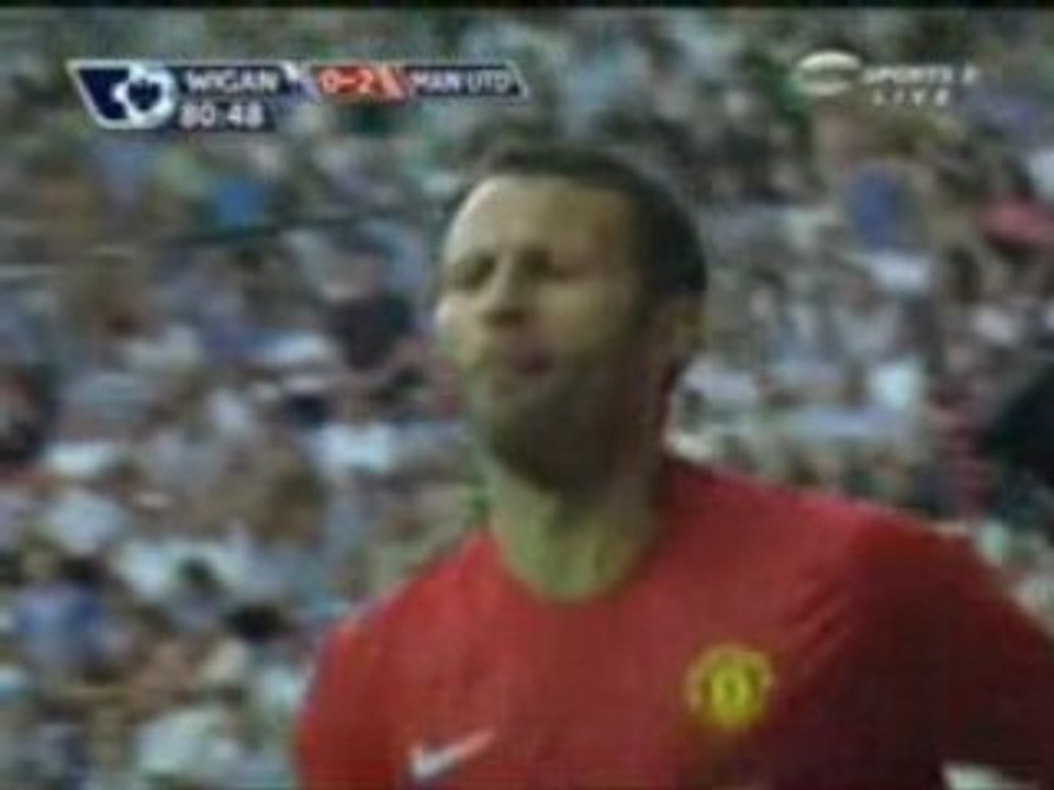 2-0 กิ๊กซี่ v วีแกน