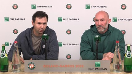 Roland-Garros 2025 - Anton Dubrov et Joe Stacy, coachs d'Aryna Sabalenka : "Elle s'était convaincue qu'elle n'arriverait pas à gagner sur terre battue"