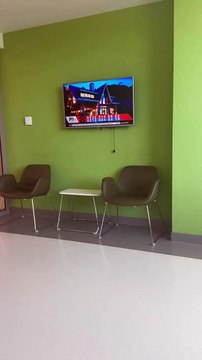 Hastalarına zorla Halk TV izleten hastane! Hacı Yakışıklı paylaştı