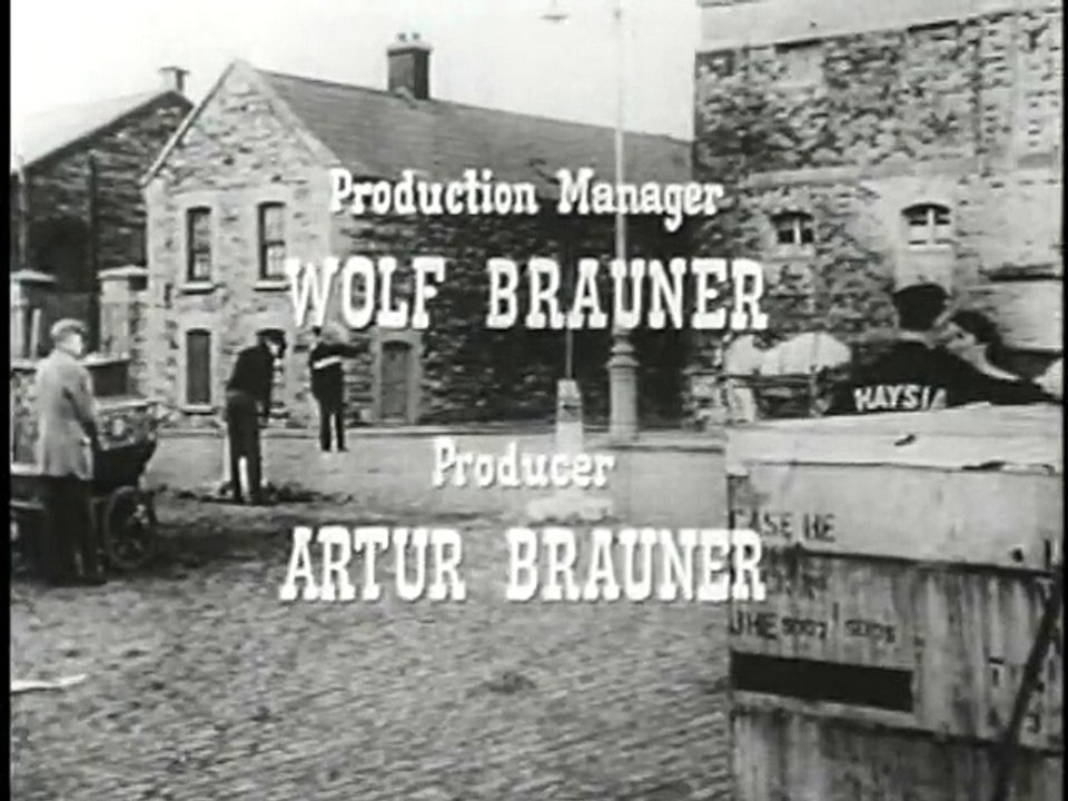 Sherlock Holmes and the Deadly Necklace (1962)