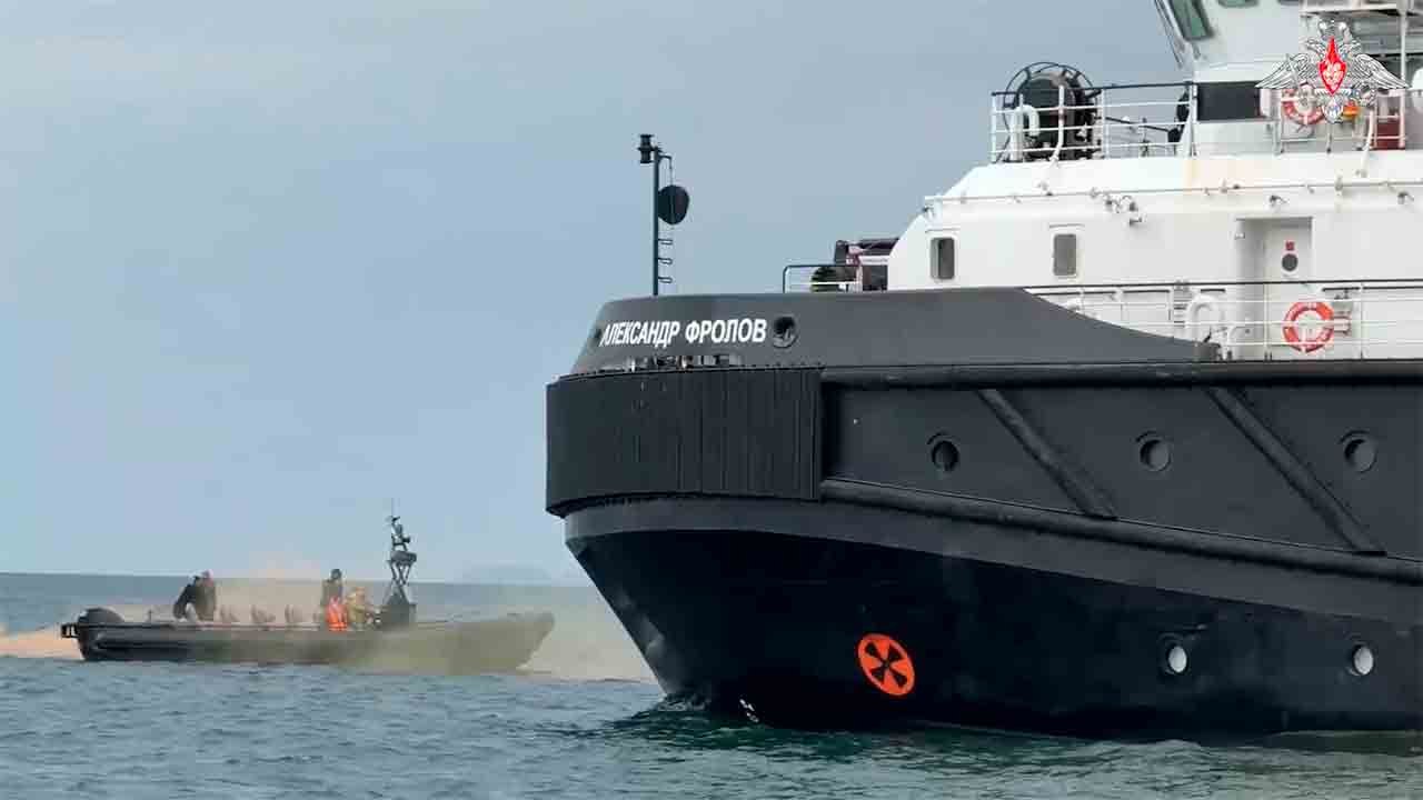 Russia Releases Video Simulating the Rescue of a Ship Hijacked by Terrorists