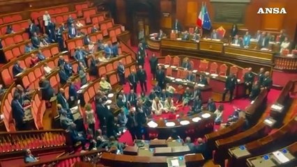 Dl sicurezza, in Aula la protesta delle opposizioni