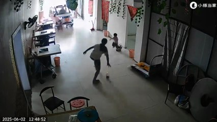 Supermom Reflexes Save the Day! 🦸‍♀️🚗💥 She moved faster than the car