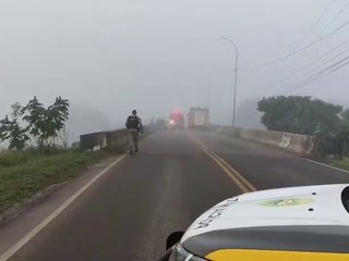 Motorista de aplicativo é jogado de ponte após sequestro em Curitiba