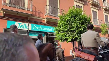 Victoria Federica, imponente a caballo, deslumbra en su primera romería al Rocío