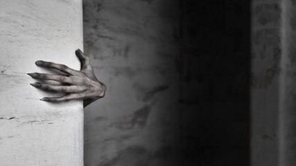 Un Esprit ouvre cette porte ! Comment auriez-vous réagi ?