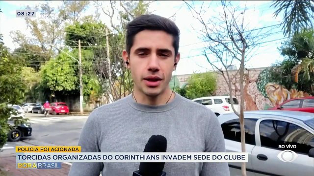 Torcidas organizadas do Corinthians invadem sede do clube