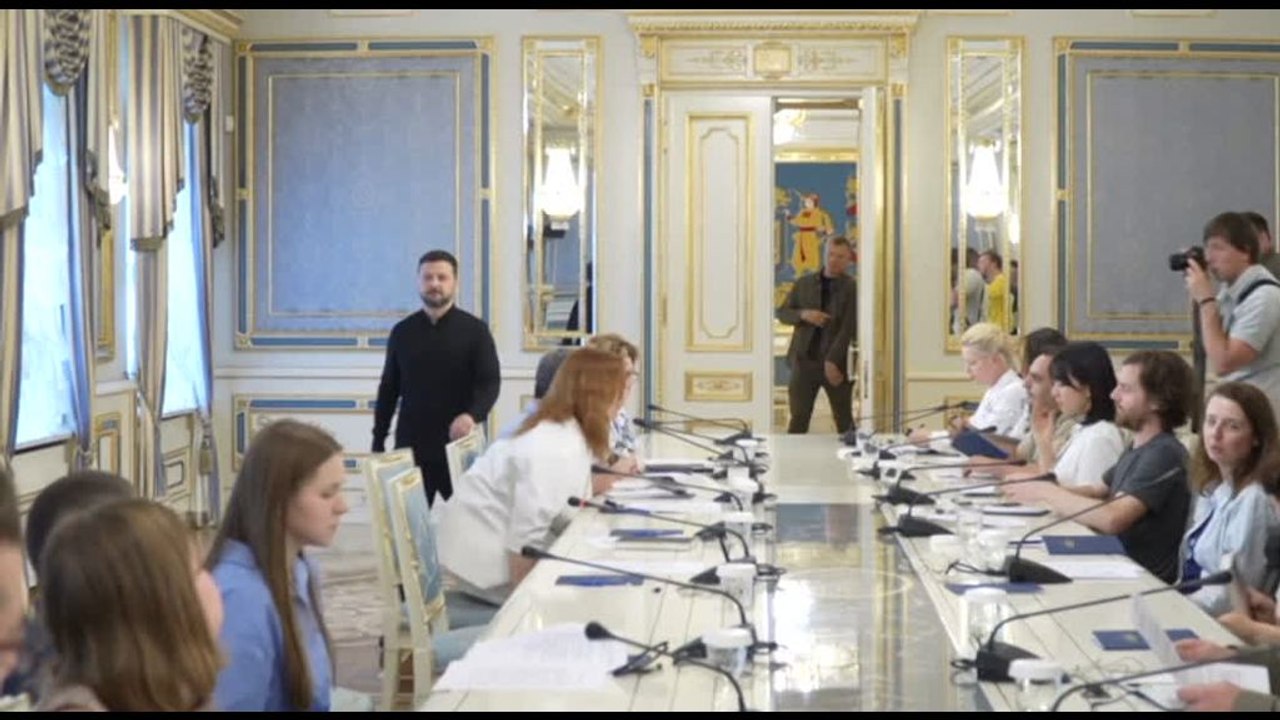 No di Putin a vertice con l'Ucraina. Zelensky: noi pronti