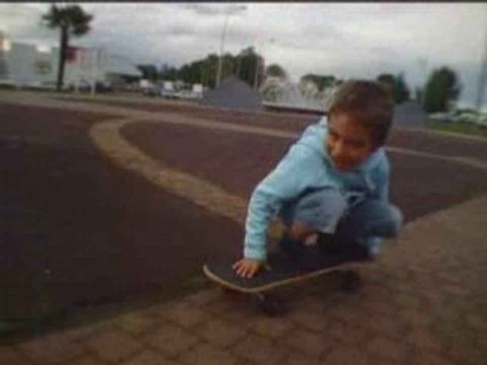 Iban 5 ans skateur !