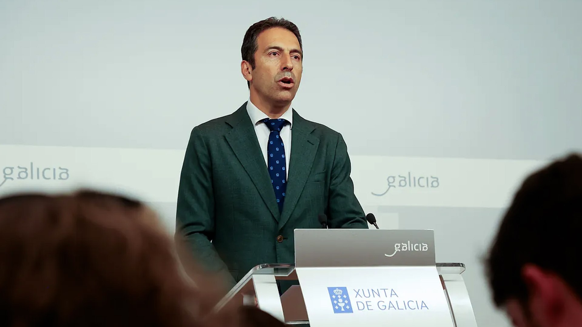 Un consejero de la Xunta de Galicia dimite tras ser denunciado por la presentadora Paloma Lago