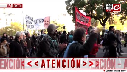 Marcha multitudinaria frente al Congreso, esta vez sin incidentes