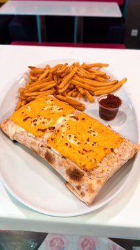 GooD FooD GooD MooD Enjoy French Tacos, Panini, Fries, Burgers & More! #GoodFoodGoodMood #FrenchTacos #PaniniLovers #BurgerTime #FriesLovers