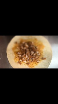 Gratinated French Tacos with Tenders, Biggy & Algerian Sauce – Goat Cheese & Honey Twist! #FrenchTacos #Tenders #BiggySauce #AlgerianSauce #GoatCheeseTacos