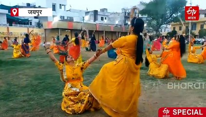 शस्त्र और शास्त्र ज्ञान : चूड़ियों की खनक नहीं यहां तलवारों की टकराहट सुनाई दे रही...