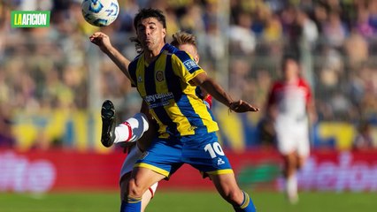 Newell's Old Boys habría sancionado a seis niños de sus fuerzas básicas por tomarse una foto con Ignacio Malcorra