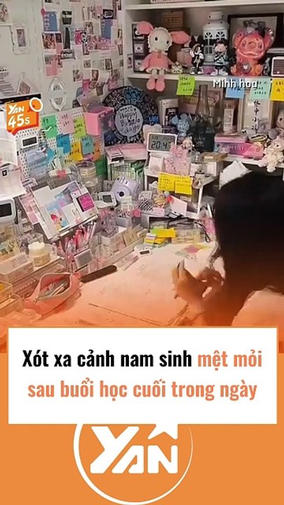 Xót xa cảnh nam sinh mệt mỏi trong bữa học cuối trong ngày