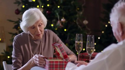 Late Texts and Heartbeats I Can’t Forget