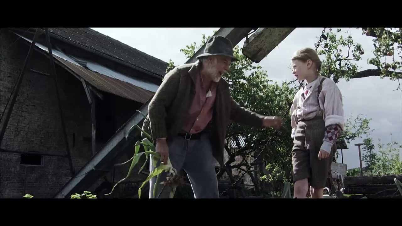 Surviving with Wolves | movie | 2007 | Official Trailer