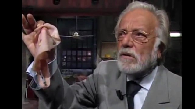 LA PUNGENTE CAUSTICITÀ DELL'IMMENSO GIANFRANCO FUNARI