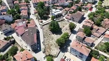 Osmanlı'nın tarihi yadigarının son hali kahretti! İnsan kemikleri her yerde...