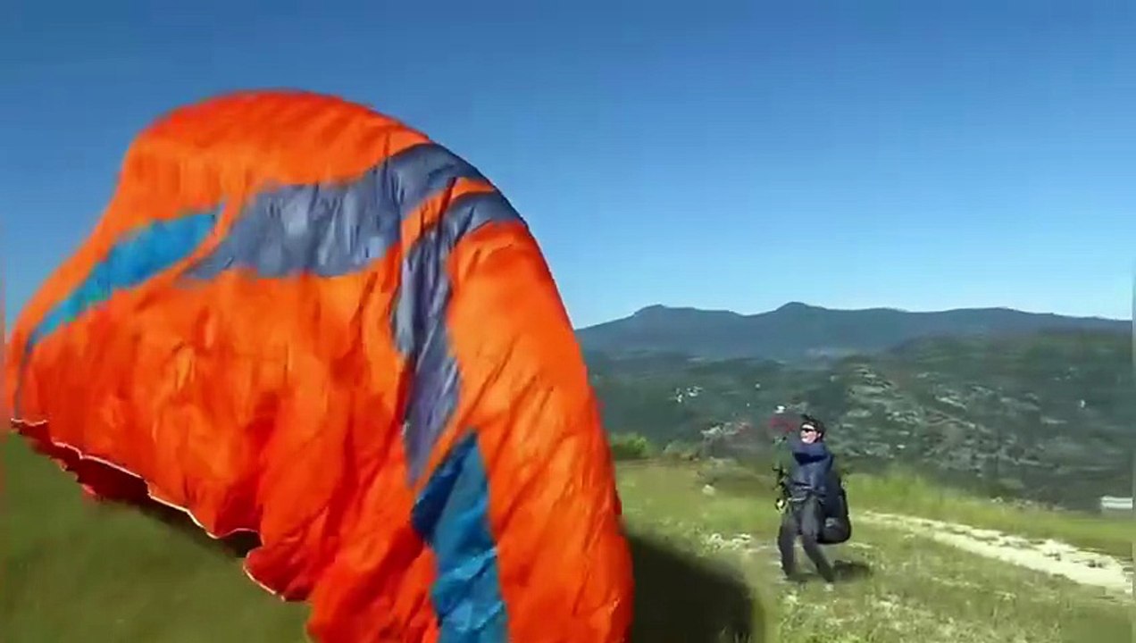 Vol à BEVERA avec para AMICI