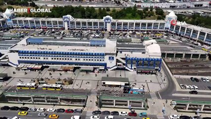 Büyük İstanbul Otogarı'ndaki bayram yoğunluğu havadan görüntülendi