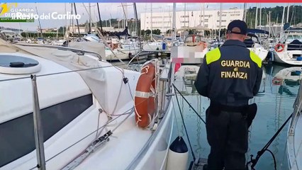 Yacht fantasma sconosciuti al Fisco: l'operazione della Finanza