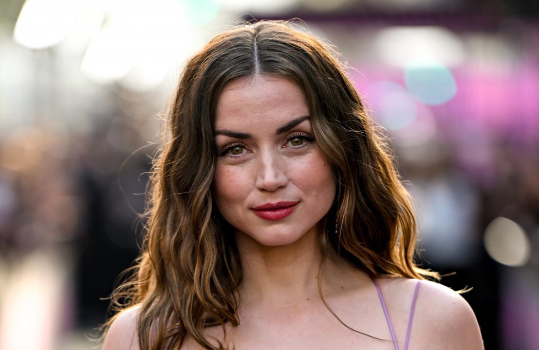 Ana De Armas liebt ihre Ballerina-Rolle