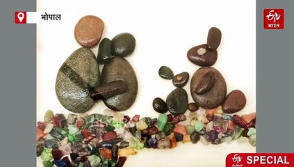 नर्मदा से बहकर आए पत्थरों की रवानी, कैनवास पर आते ही सुनाते हैं कहानी