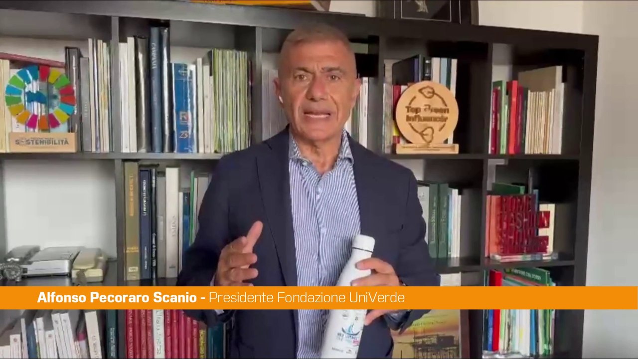 Pecoraro Scanio "Italia sia guida di un Mediterraneo senza plastiche"