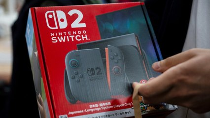 Colas interminables y un precio muy polémico: la Nintendo Switch 2 sale a la venta en todo el mundo