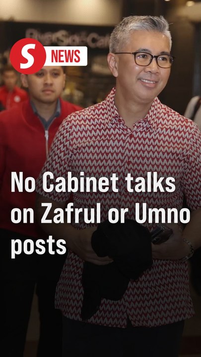 Fahmi: Cabinet did not discuss Tengku Zafrul's position, Umno's request for seven minister posts