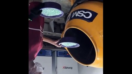 Laboratório da Policoncret, do Projeto Oceano de Plásticos