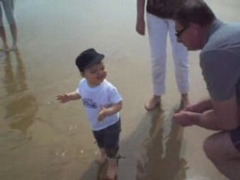 Amaury à la mer 1