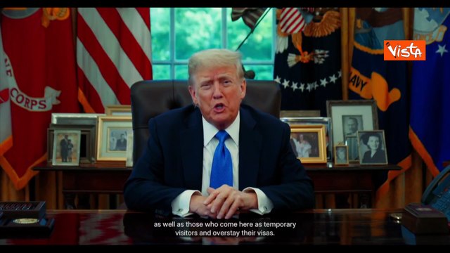 Trump firma divieto di viaggio negli Stati Uniti per 12 Paesi: Disprezzano leggi immigrazione Usa