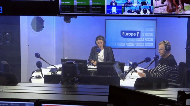 «La vie politique c'est un peu comme Roland Garros, rien ne se passe comme prévu» : le zapping d’Europe 1