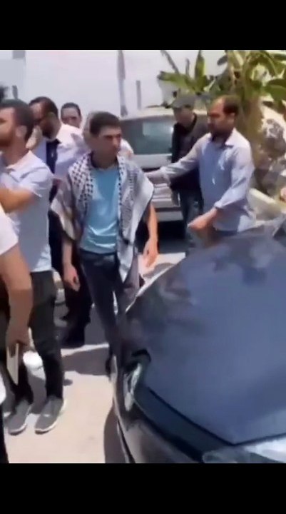 Saadeddine El Othmani, l’ancien 1er ministre du Maroc a été expulsé de l’université de Tanger par des pro-palestiniens pour avoir signé en 2020 l’accord de normalisation avec Israël sur ordre de Mohammed 6.