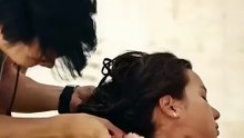 Pria ini memiliki sembilan istri dan sepuluh anak perempuan