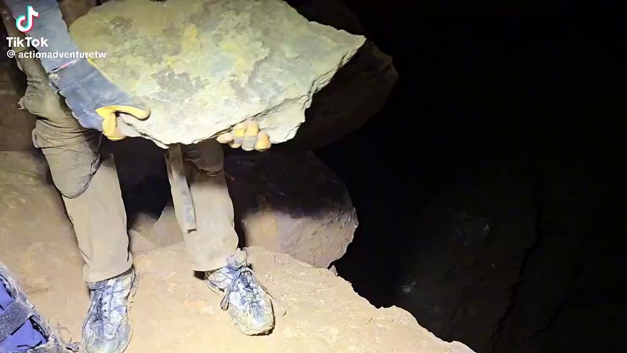 Deepest cave pit