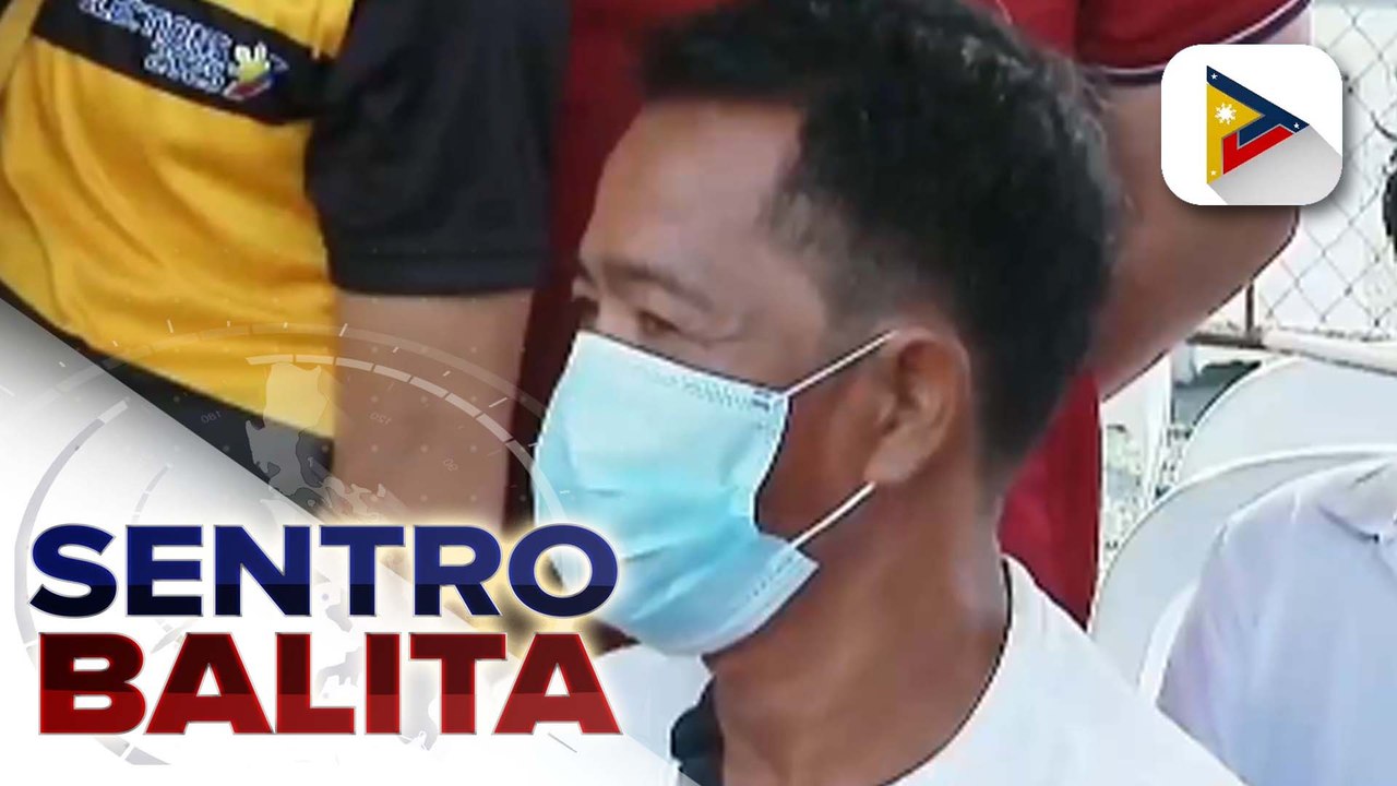 Mga mangingisda sa Bataan na nakarekober at nag-turn over ng P1.5-B shabu, pinarangalan ng PCG; P1.17-B halaga ng mga hinihinalang ilegal na droga, narekober ng mga mangingisda sa Pangasinan