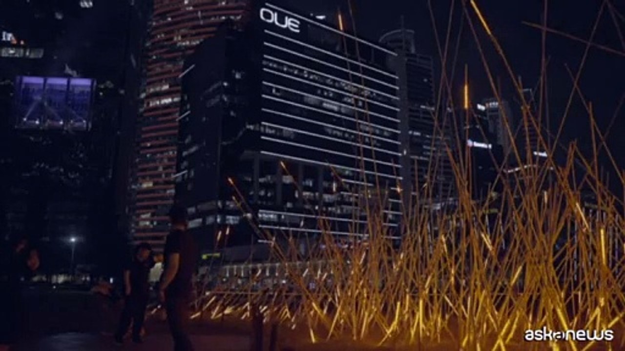 Il festival delle luci illumina la Marina Bay di Singapore