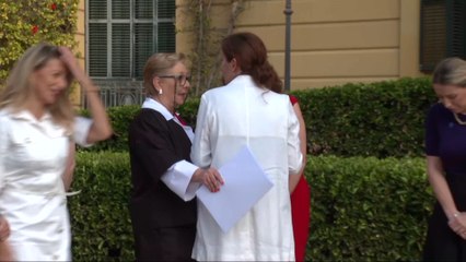 El momento del encontronazo entre Ayuso y Mónica García
