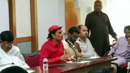 ক্ষমতা চাইনা,আমরা প্রধানমন্ত্রী চাইনা,চাই সাধারণ মানুষের আকাঙ্খা পুরন-কবি মোহন রায়হান