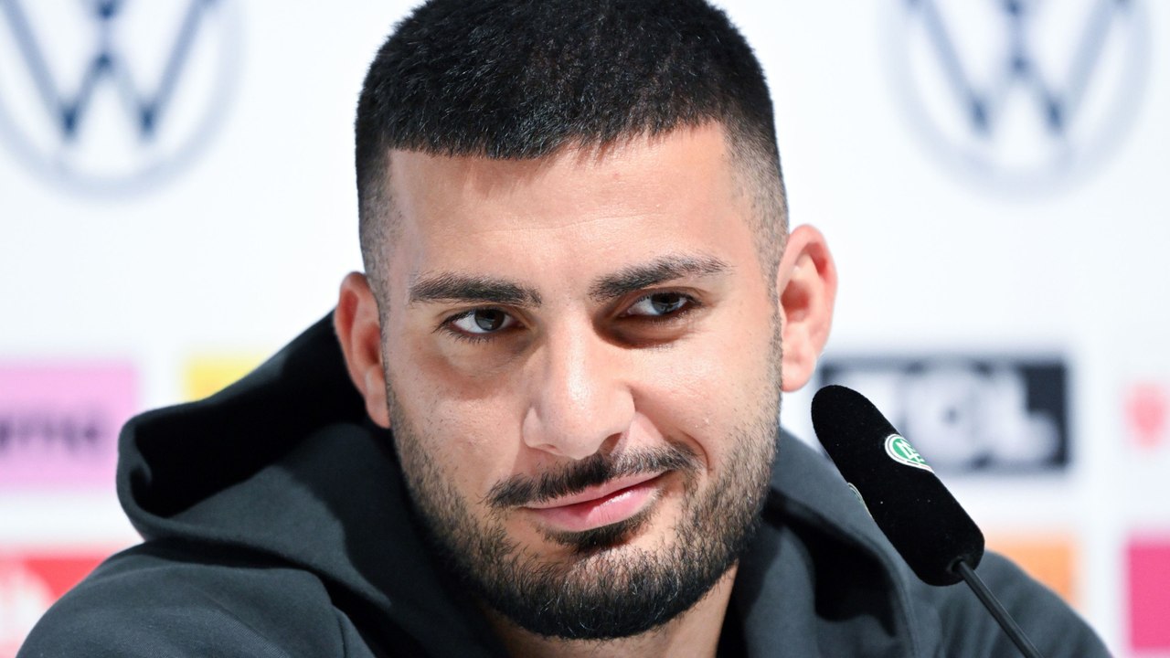 Undav grinst: 'Ich zähle mich immer noch als Stürmer'