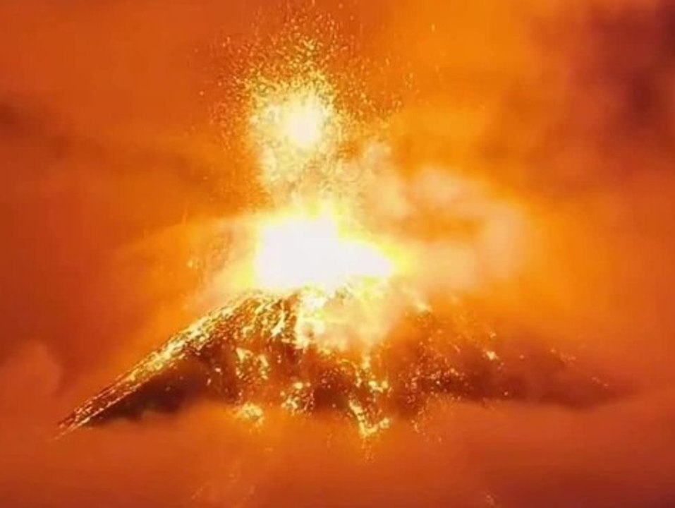 Hunderte Menschen evakuiert: Vulkan in Guatemala ausgebrochen