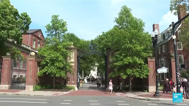 Corte bloquea orden de Trump sobre prohibición de estudiantes extranjeros en Harvard