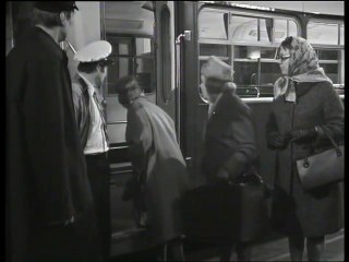 on the buses / 3 episodes/ aunt maud, late again, bon voyage