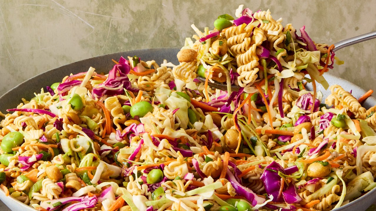 This Ramen Noodle Salad Is My Go-To Summer Side