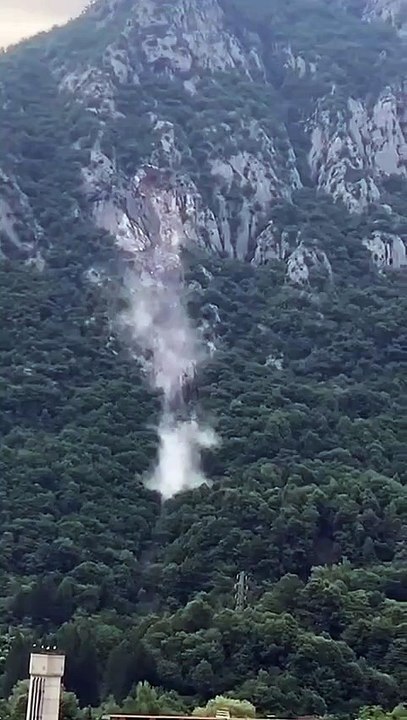 Barzio, lo Zucco Angelone frana ancora: i soccorritori cercano possibili dispersi