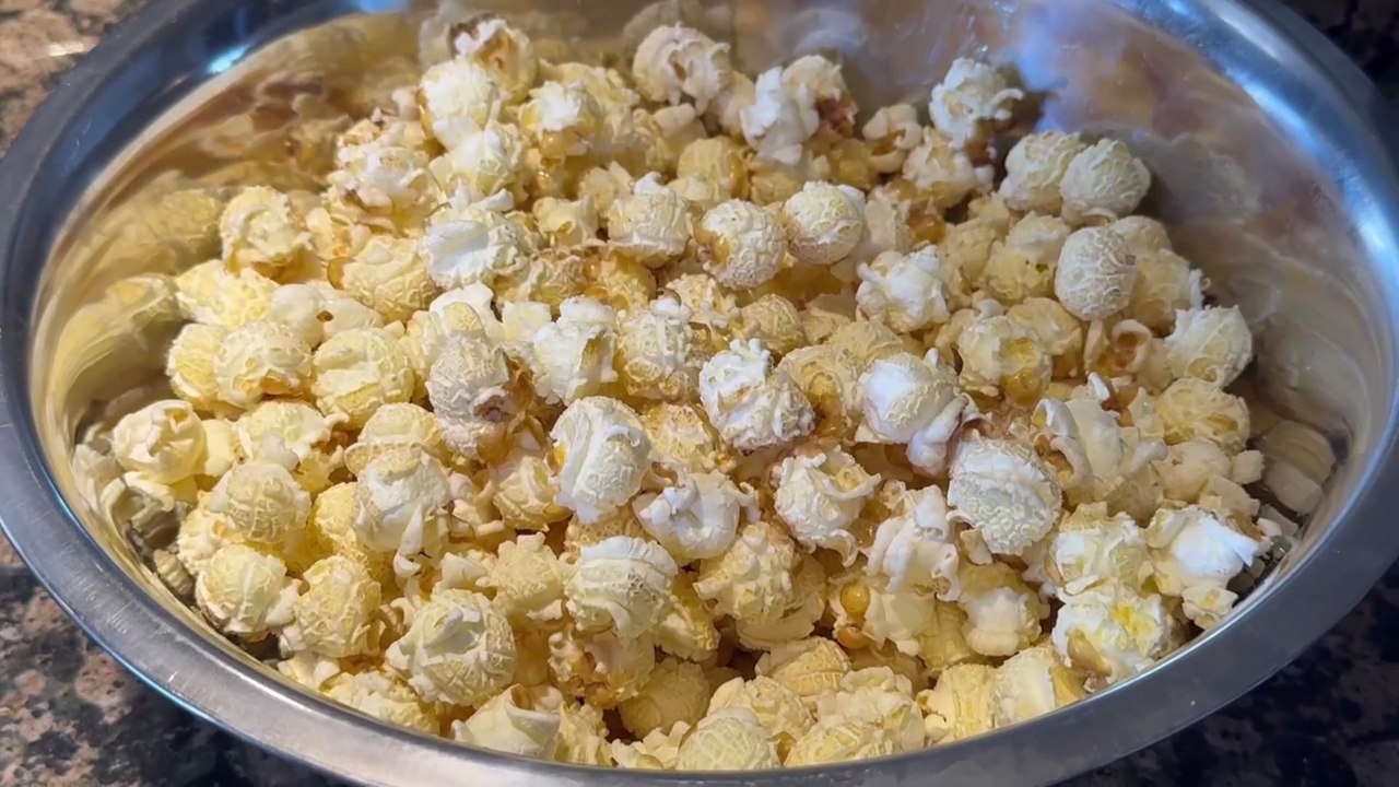 Best Popcorn Poppers  |  Top 5 Best Popcorn Poppers 2025